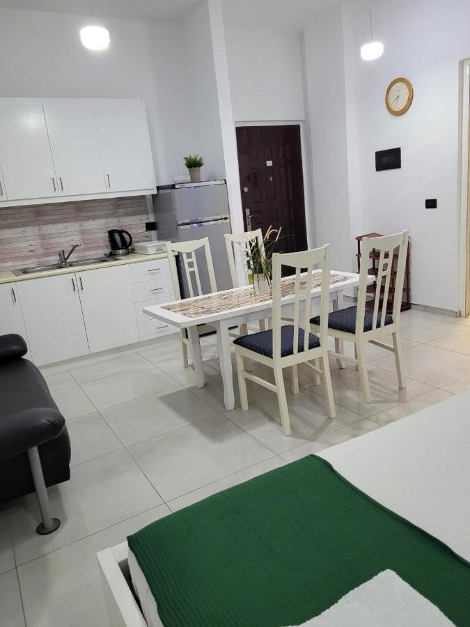 BB Moderne Apartments Sarandë Exterior foto