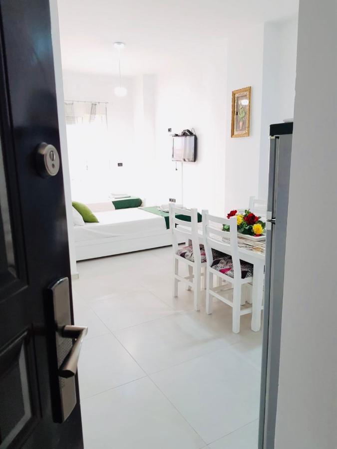 BB Moderne Apartments Sarandë Exterior foto